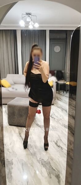 L A R A любительница куни Астана фото — 1
